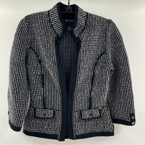 White House Black Market Jackets & Blazers - White House Black Market Black White Silver Beaded 3/4 Sleeve Buttons Jacket